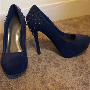 Navy suede heels!